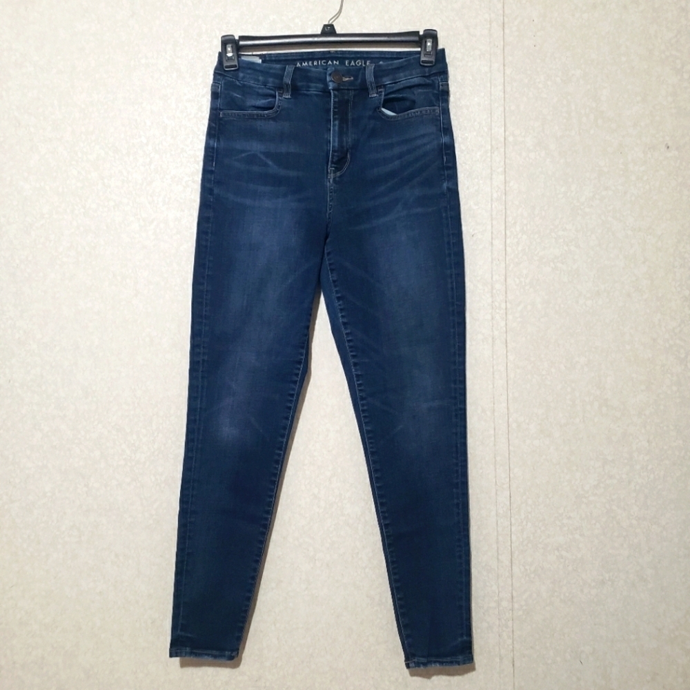 American Eagle Outfitters Women's Blue Jeans....size:6